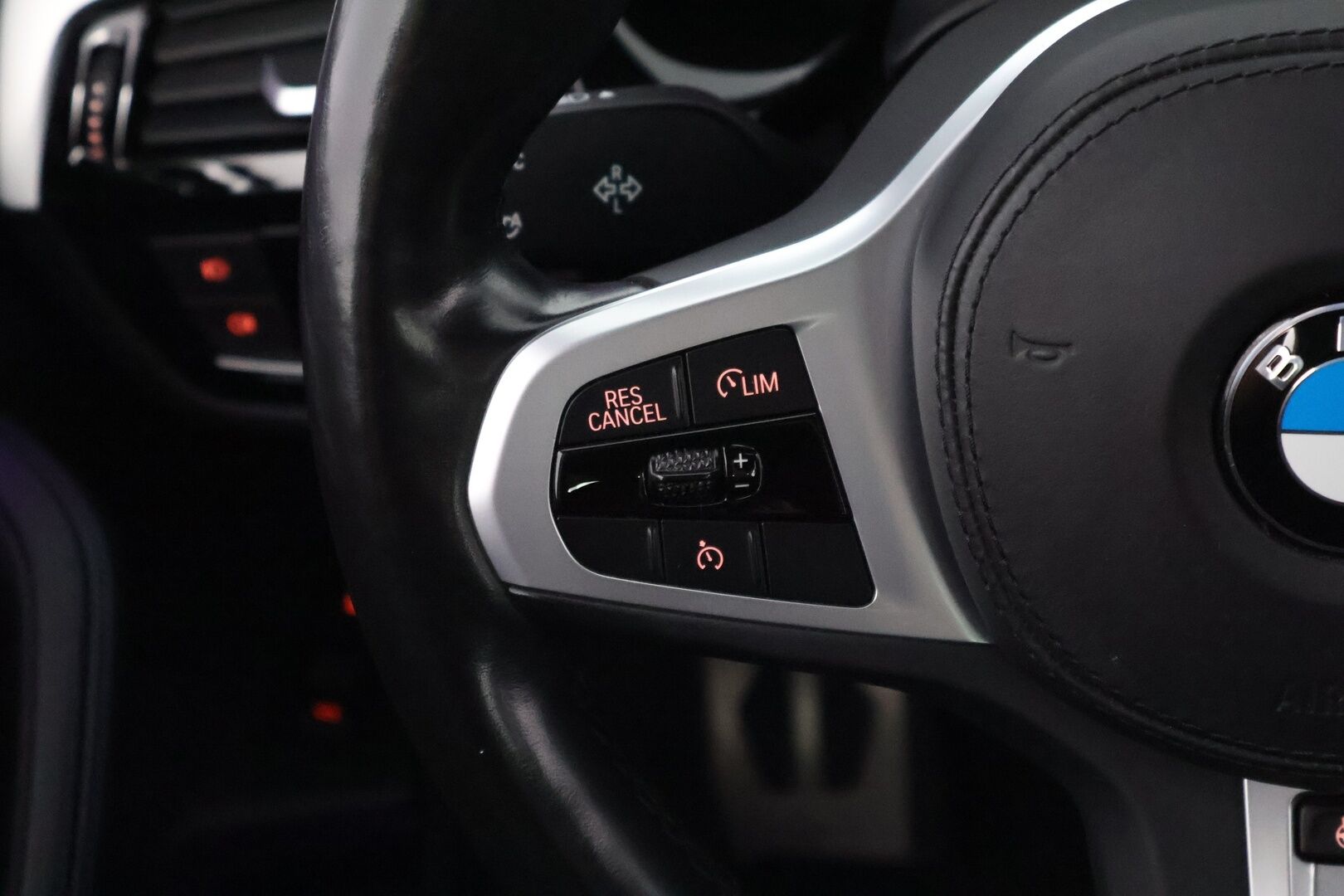 BMW 530 2020 G30 Sedan 530e xDrive A Charged Edition M Sport - 1Om Suomiauto / HiFi / Peruutuskamera / Professional Navi / Adapt.LED / Comfort Access / Juuri tullut Tampereelle! - HULLUT JOULUT KORKOTARJOUS 2,49% 