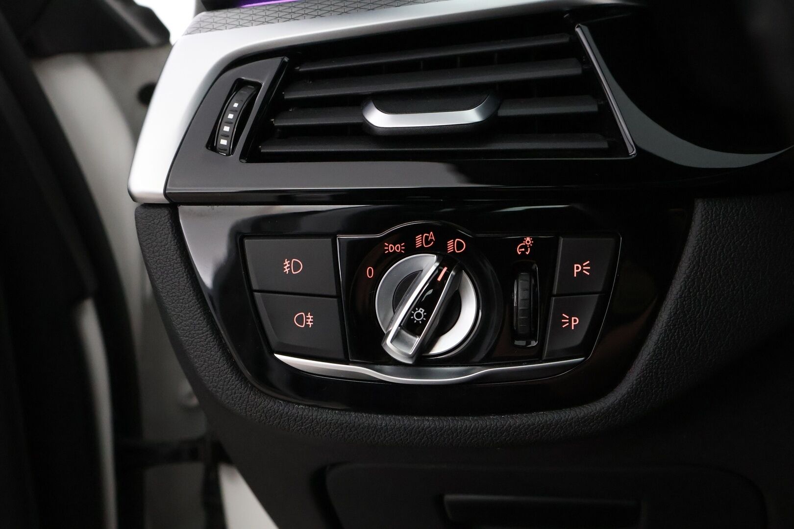 BMW 530 2020 G30 Sedan 530e xDrive A Charged Edition M Sport - 1Om Suomiauto / HiFi / Peruutuskamera / Professional Navi / Adapt.LED / Comfort Access / Juuri tullut Tampereelle! - HULLUT JOULUT KORKOTARJOUS 2,49% 