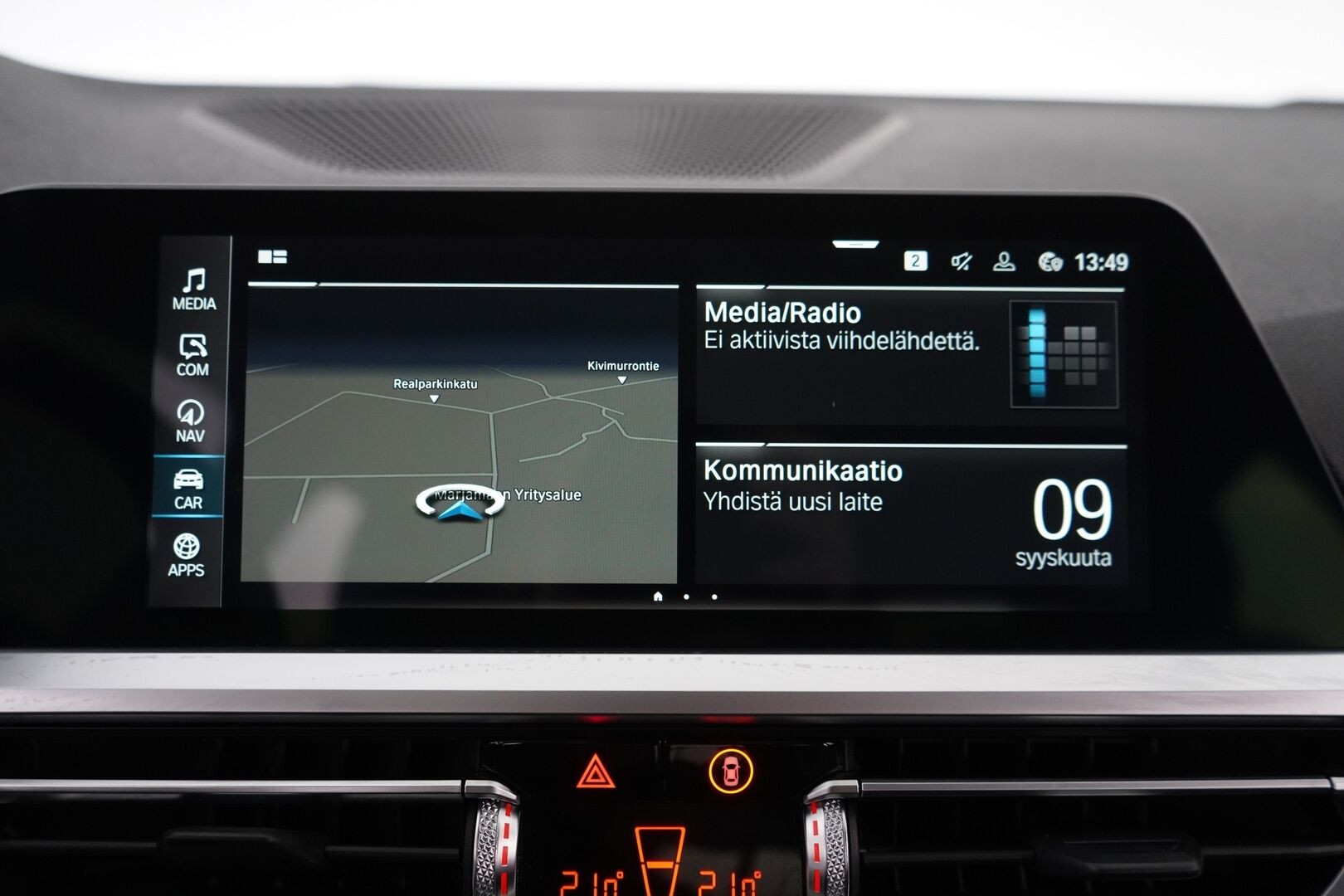 BMW 330 2020 G20 Sedan 330e Business Sport - Acc | Kamera | Sportline | Kahdet renkaat
