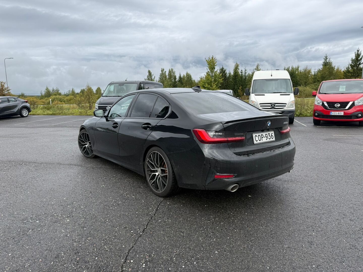 BMW 330 2020 G20 Sedan 330e Business Sport - Acc | Kamera | Sportline | Kahdet renkaat