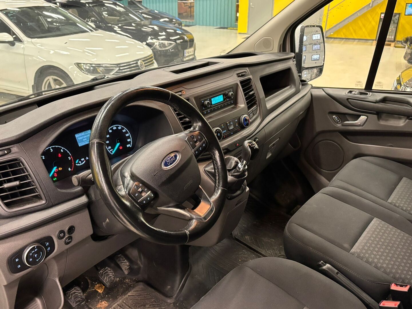 Ford Transit Custom 2020 320 2,0TDCi 105 hv M6 Etuveto Trend Van N1 L2H1 *Webasto / Tutkat / Koukku / Jakopää tehty* - *2x Renkaat / Juuri saapunut!* - Osta nyt, maksa vasta ensi vuonna