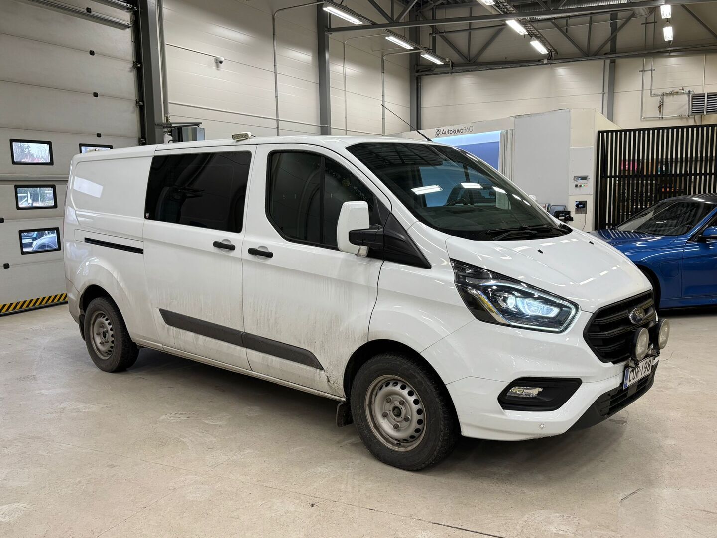 Ford Transit Custom 2020 320 2,0TDCi 105 hv M6 Etuveto Trend Van N1 L2H1 *Webasto / Tutkat / Koukku / Jakopää tehty* - *2x Renkaat / Juuri saapunut!* - Osta nyt, maksa vasta ensi vuonna