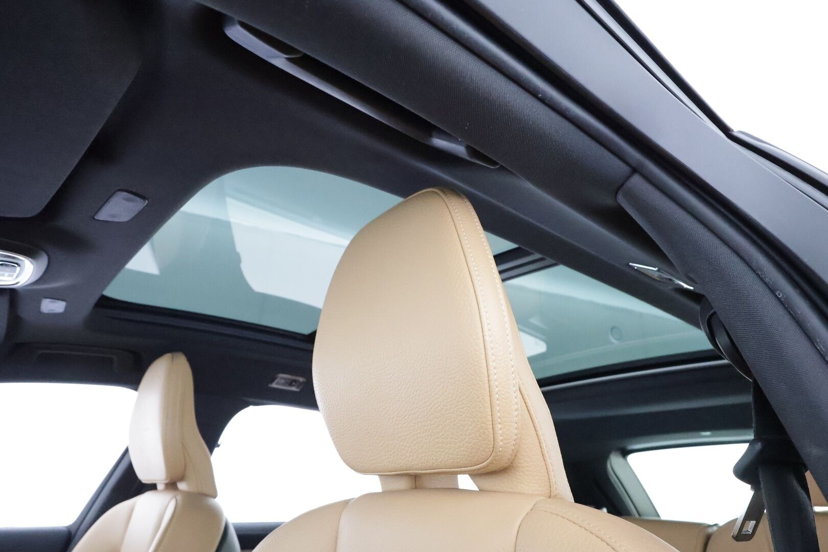 Volvo V90 2020 D4 AWD Business Inscription aut - ACC | Webasto | Panorama | Muistipenkki | Full LED | P.Kamera | Sporttinahat | BLIS |Suomi-auto | Kahdet renkaat aluvanteilla | ALV