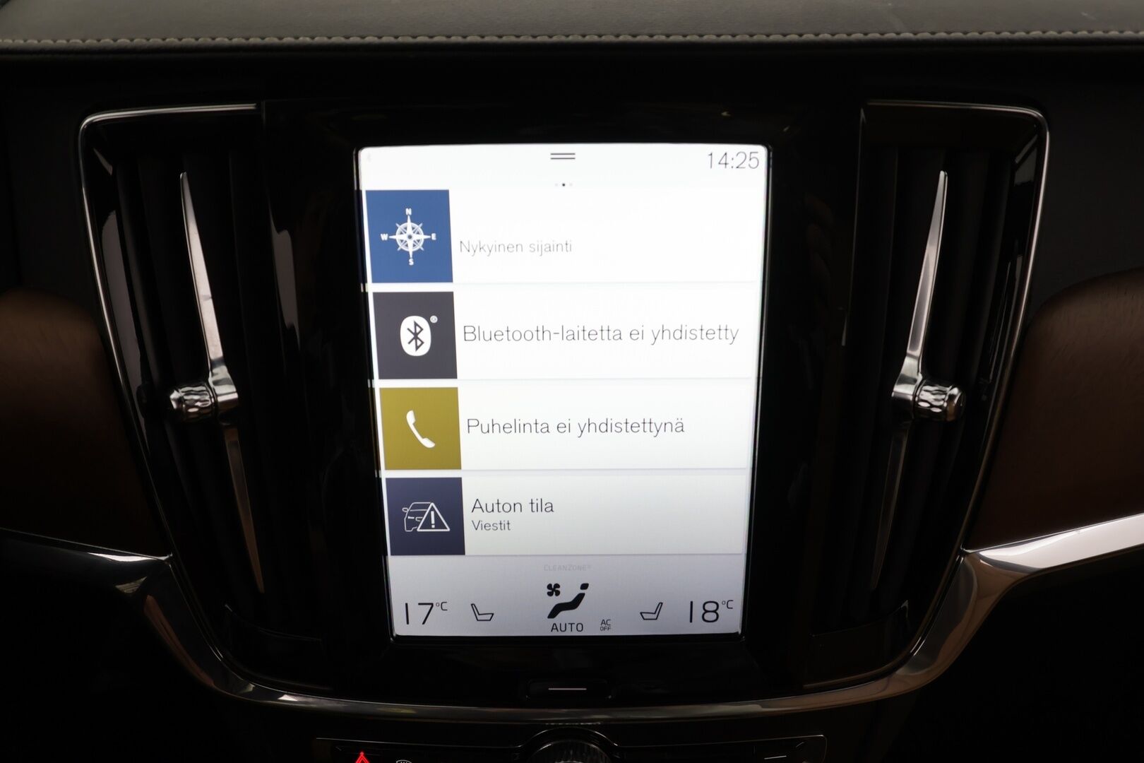 Volvo V90 2020 D4 AWD Business Inscription aut - ACC | Webasto | Panorama | Muistipenkki | Full LED | P.Kamera | Sporttinahat | BLIS |Suomi-auto | Kahdet renkaat aluvanteilla | ALV