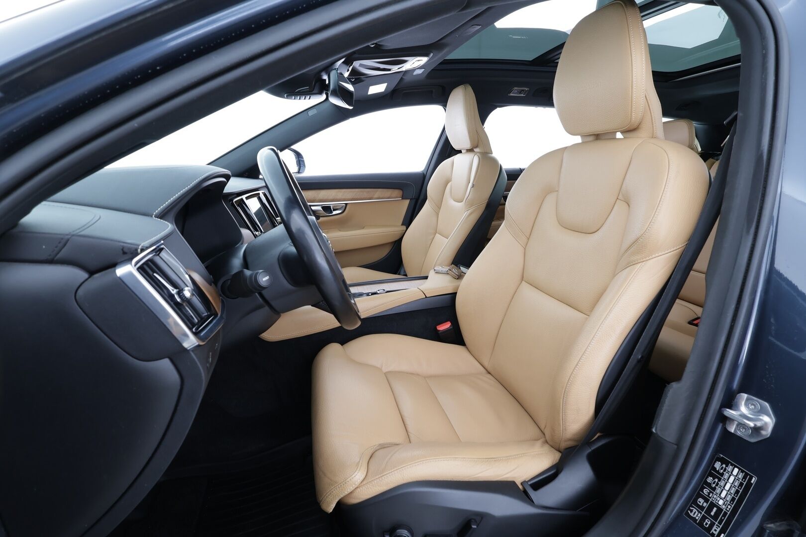 Volvo V90 2020 D4 AWD Business Inscription aut * ACC / Webasto / Panorama / Muistipenkki / Full LED / P.Kamera / Sporttinahat / BLIS * - Suomi-auto / Kahdet renkaat aluvanteilla / ALV - HULLUT AVAJAISHULINAT KORKOTARJOUS 3,29 %