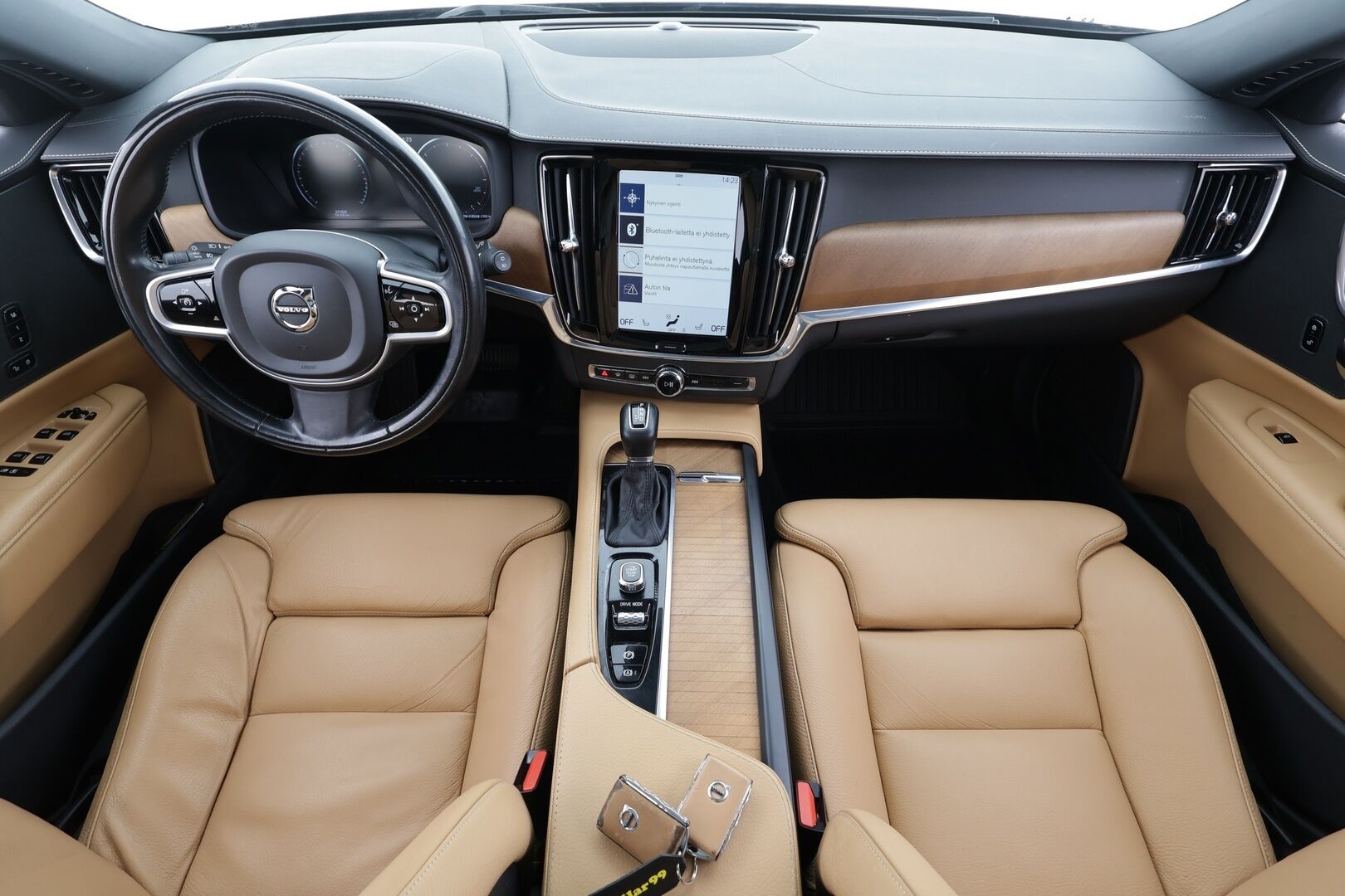 Volvo V90 2020 D4 AWD Business Inscription aut * ACC / Webasto / Panorama / Muistipenkki / Full LED / P.Kamera / Sporttinahat / BLIS * - Suomi-auto / Kahdet renkaat aluvanteilla / ALV - HULLUT AVAJAISHULINAT KORKOTARJOUS 3,29 %