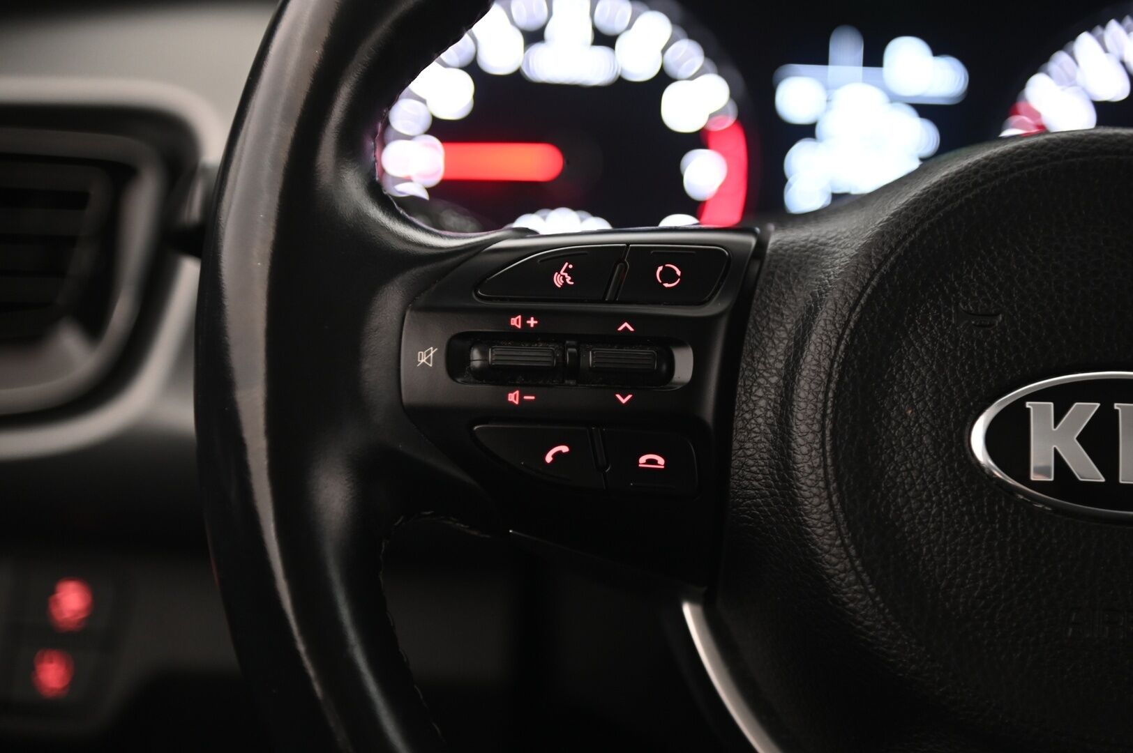 Kia Rio 2020 1,0 T-GDI ISG 100hv EX EcoDynamics *Kamera / Vakkari / Appconnect / Lohko / 2x renkaat* - Suomiauto / BT / Lämpöratti