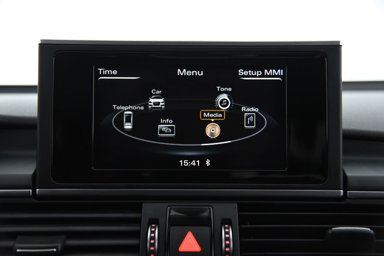 Audi A6 2017 Avant Business Sport 2,0 TDI 140 kW ultra S tronic / Webasto / Xenon / Vakkari / Tulossa myyntiin!