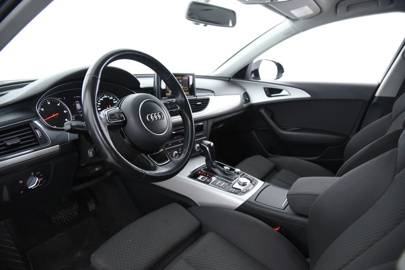 Audi A6 2017 Avant Business Sport 2,0 TDI 140 kW ultra S tronic / Webasto / Xenon / Vakkari / Tulossa myyntiin!