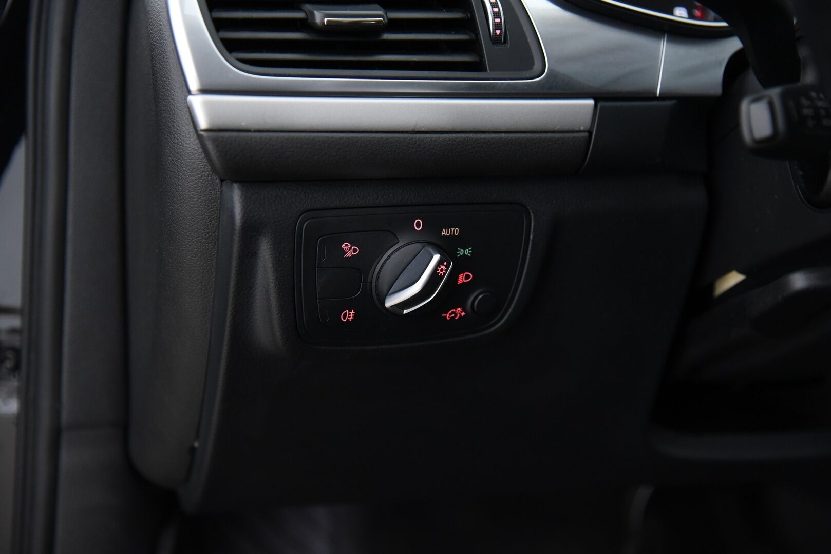 Audi A6 2017 Avant Business Sport 2,0 TDI 140 kW ultra S tronic / Webasto / Xenon / Vakkari / Tulossa myyntiin!