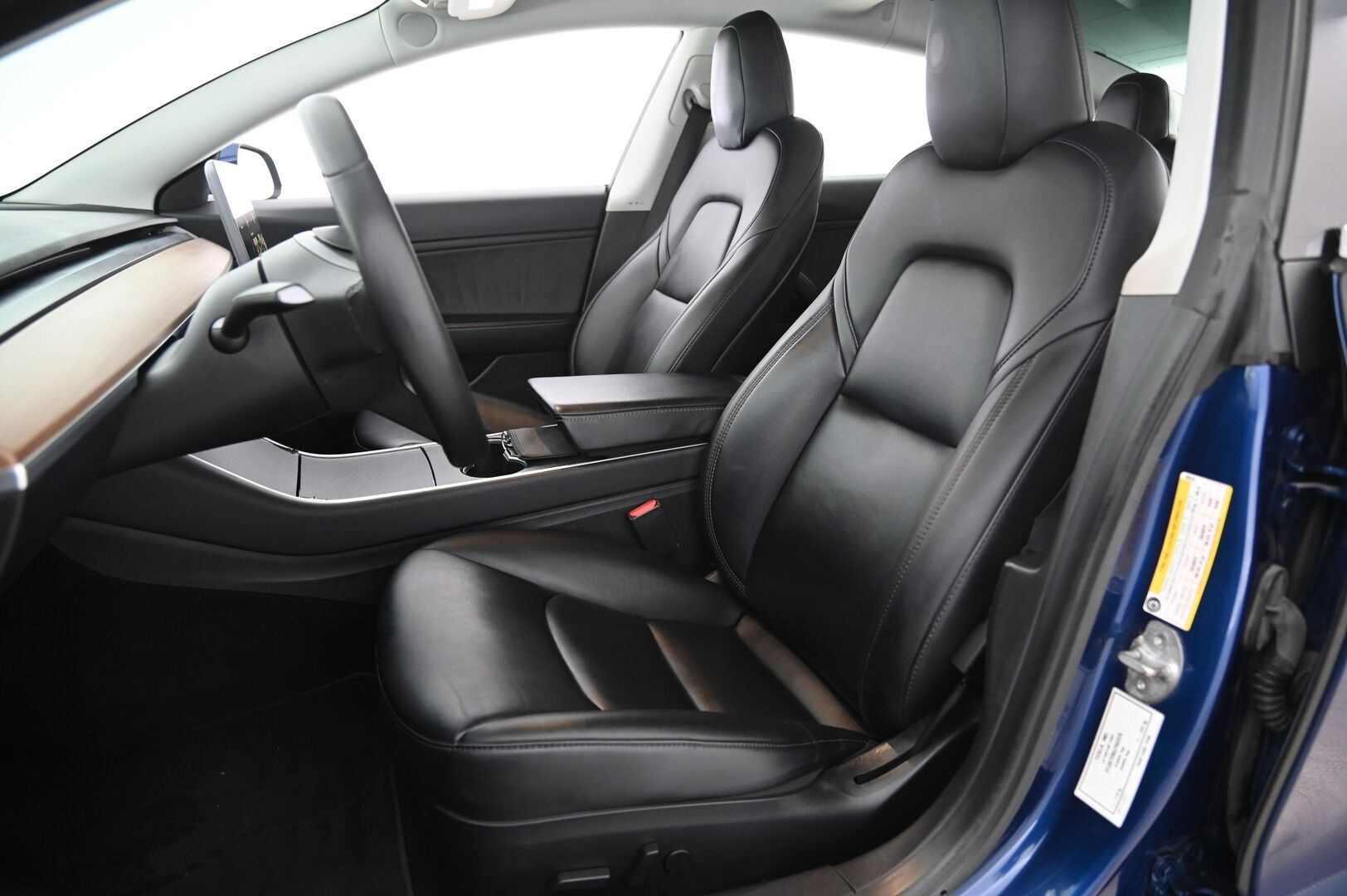 Tesla Model 3 2020 Long Range Dual Motor AWD *Vetokoukku/ Ap 3/  Premium Audio/ Lasikatto* - *Suomiauto / 2x renkaat ja vanteet / Akkutesti tehty*