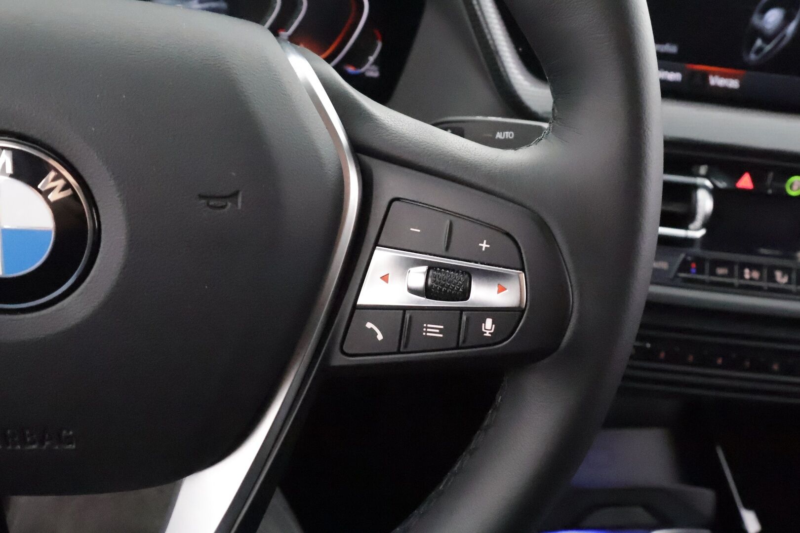 BMW 218 2020 F44 Gran Coupé 218i A Business Sport - | LED | HiFi | Puolinahat | Sporttipenkit | Ambient Light | Lane Assist | Digimittaristo | Apple & Android | P.tutkat | 1-om suomiauto | Merkkihuollot |