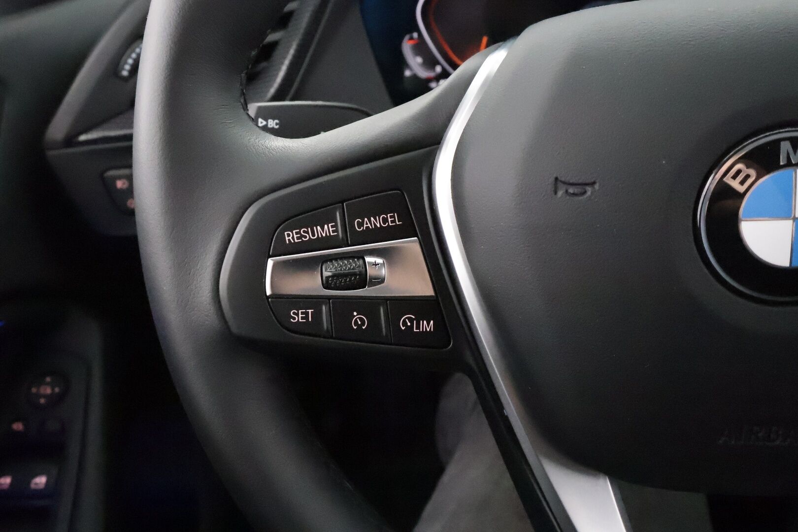 BMW 218 2020 F44 Gran Coupé 218i A Business Sport - | LED | HiFi | Puolinahat | Sporttipenkit | Ambient Light | Lane Assist | Digimittaristo | Apple & Android | P.tutkat | 1-om suomiauto | Merkkihuollot |