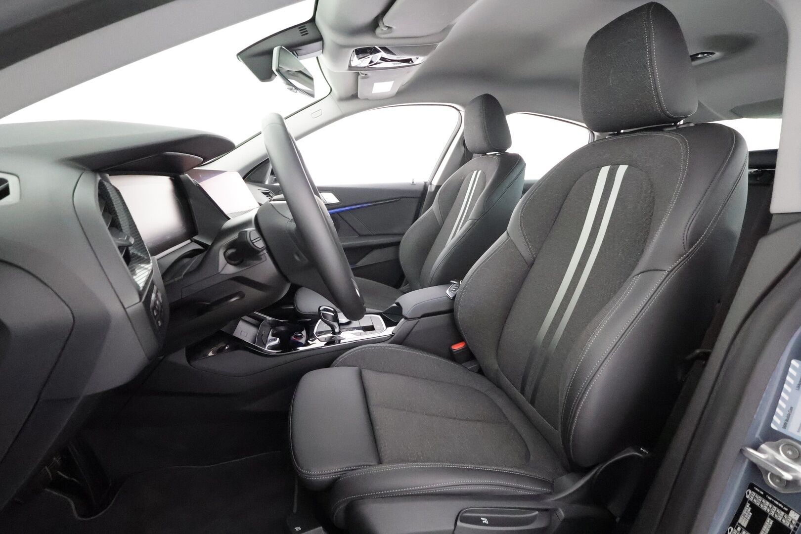 BMW 218 2020 F44 Gran Coupé 218i A Business Sport - | LED | HiFi | Puolinahat | Sporttipenkit | Ambient Light | Lane Assist | Digimittaristo | Apple & Android | P.tutkat | 1-om suomiauto | Merkkihuollot |