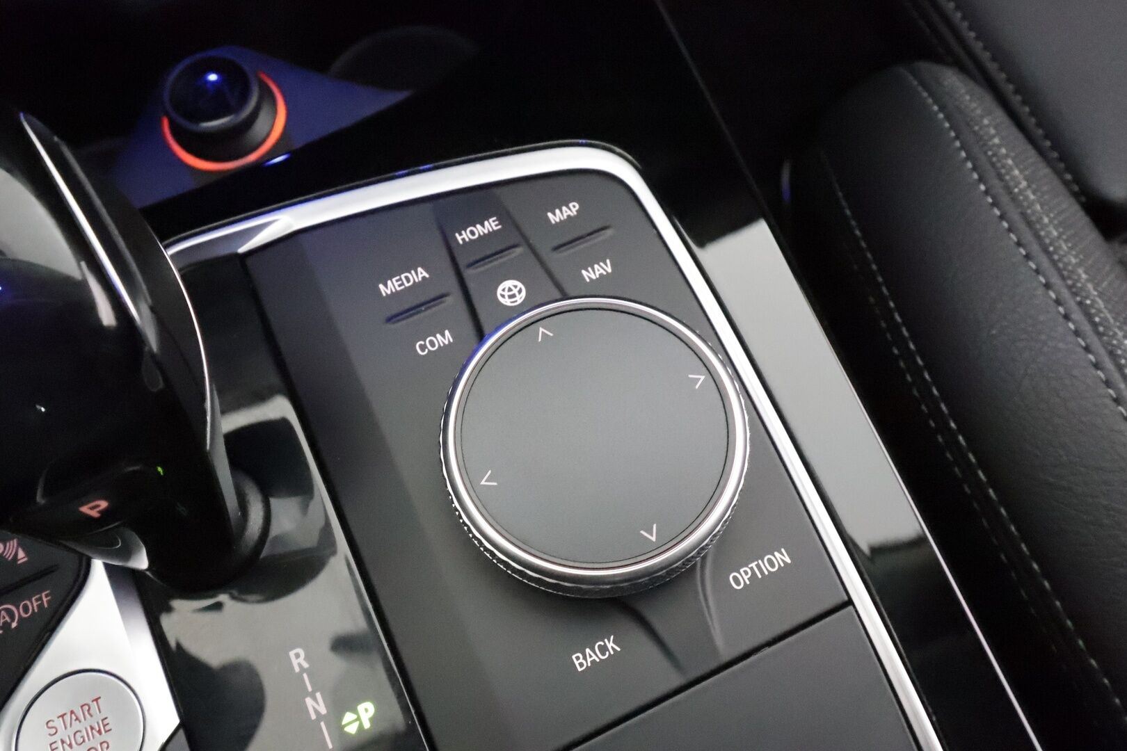 BMW 218 2020 F44 Gran Coupé 218i A Business Sport - | LED | HiFi | Puolinahat | Sporttipenkit | Ambient Light | Lane Assist | Digimittaristo | Apple & Android | P.tutkat | 1-om suomiauto | Merkkihuollot |