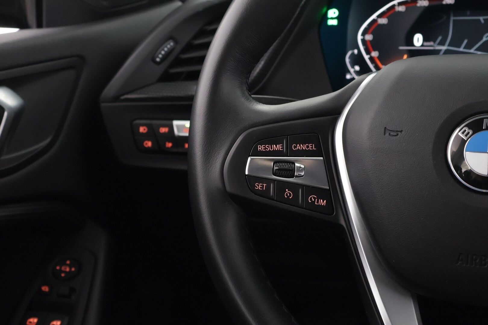 BMW 218 2020 F44 Gran Coupé 218i A Business Sport * LED-valot / P.Tutkat / Sport penkit / Melbourne Red / Digimittaristo / Lohko+Sisälämmitin * * - Suomi-auto / Pienet kilsat / 1-omisteinen - Osta nyt, maksa vasta ensi vuonna