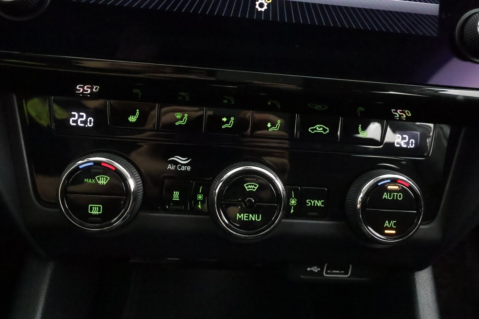 Skoda Octavia 2020 Combi 2,0 TSI 190 4x4 Scout BusinessLine DSG Autom. - | Webasto | ACC | LED | P.Kamera | Kaistavahti | Katveavustin | Navi | Keyless | Apple&Android | Ratinlämmitys | LED-lisävalo | 1-om Suomi-auto | Kahdet renkaat |