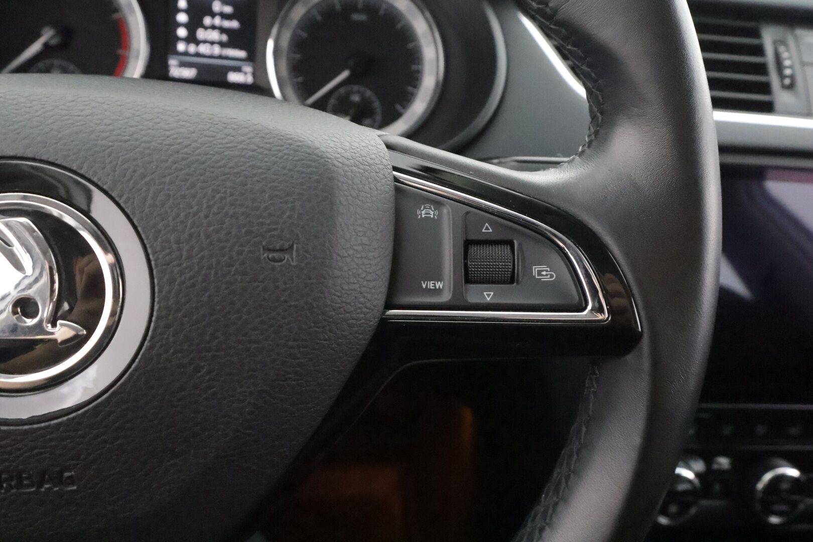 Skoda Octavia 2020 Combi 2,0 TSI 190 4x4 Scout BusinessLine DSG Autom. - | Webasto | ACC | LED | P.Kamera | Kaistavahti | Katveavustin | Navi | Keyless | Apple&Android | Ratinlämmitys | LED-lisävalo | 1-om Suomi-auto | Kahdet renkaat |