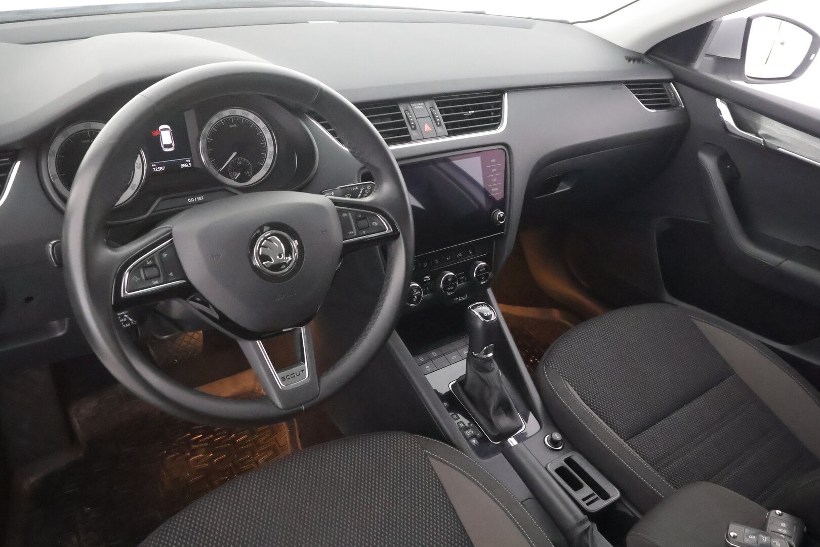 Skoda Octavia 2020 Combi 2,0 TSI 190 4x4 Scout BusinessLine DSG Autom. - | Webasto | ACC | LED | P.Kamera | Kaistavahti | Katveavustin | Navi | Keyless | Apple&Android | Ratinlämmitys | LED-lisävalo | 1-om Suomi-auto | Kahdet renkaat |