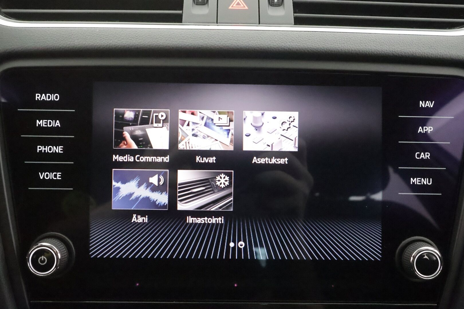 Skoda Octavia 2020 Combi 2,0 TSI 190 4x4 Scout BusinessLine DSG Autom. - | Webasto | ACC | LED | P.Kamera | Kaistavahti | Katveavustin | Navi | Keyless | Apple&Android | Ratinlämmitys | LED-lisävalo | 1-om Suomi-auto | Kahdet renkaat |