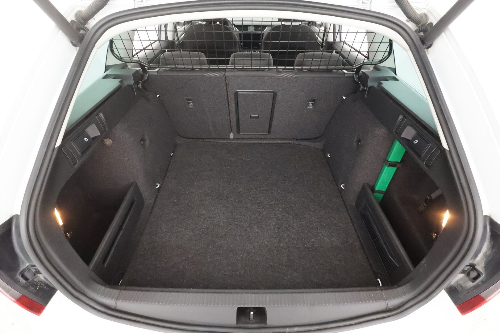 Skoda Octavia 2020 Combi 2,0 TSI 190 4x4 Scout BusinessLine DSG Autom. - | Webasto | ACC | LED | P.Kamera | Kaistavahti | Katveavustin | Navi | Keyless | Apple&Android | Ratinlämmitys | LED-lisävalo | 1-om Suomi-auto | Kahdet renkaat |