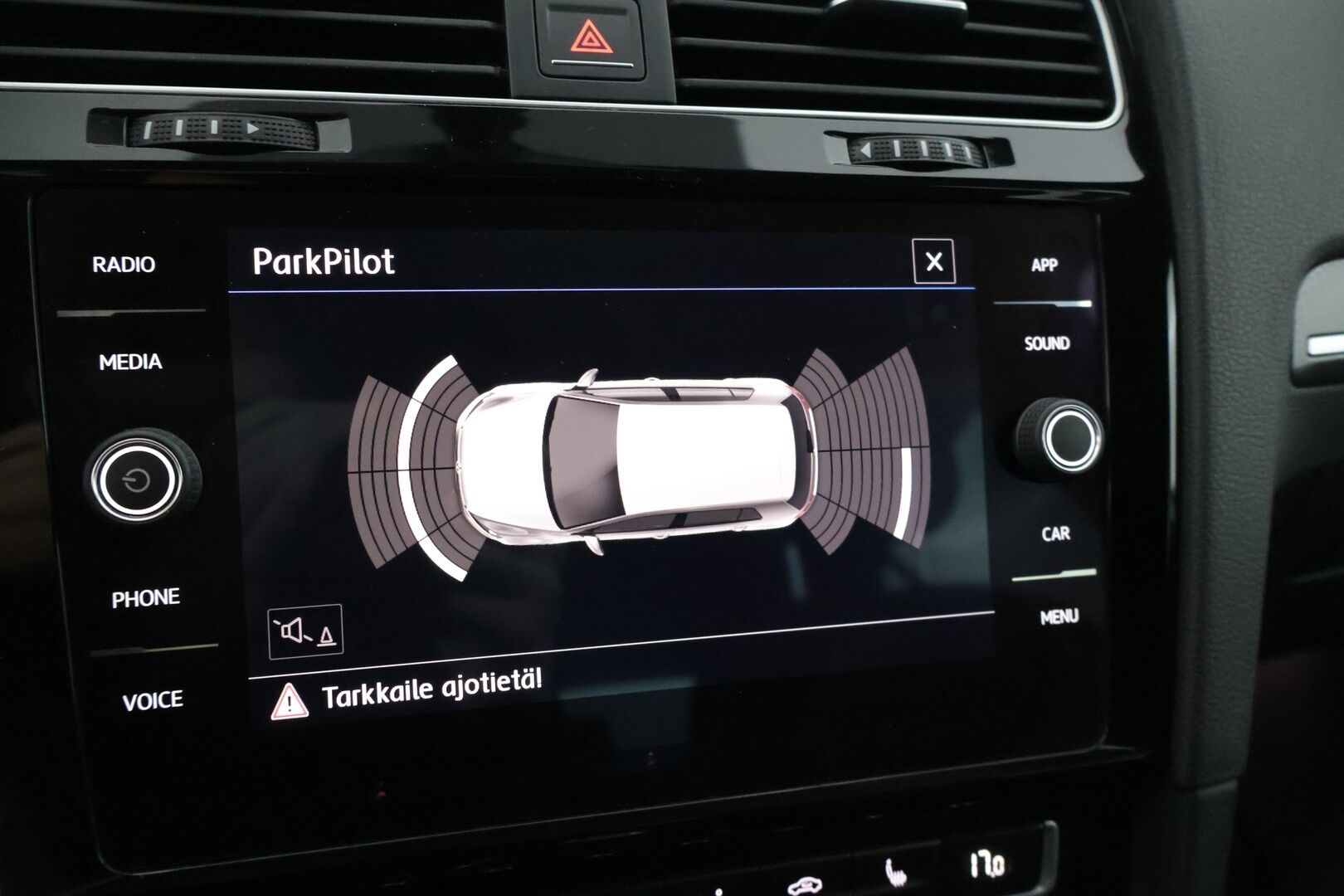 Volkswagen Golf 2017 GTE Plug-In Hybrid 150 kW (204 hv) ** Facelift / Webasto / Adapt. vakkari / Tutkat ** - * Facelift / Kahdet renkaat *