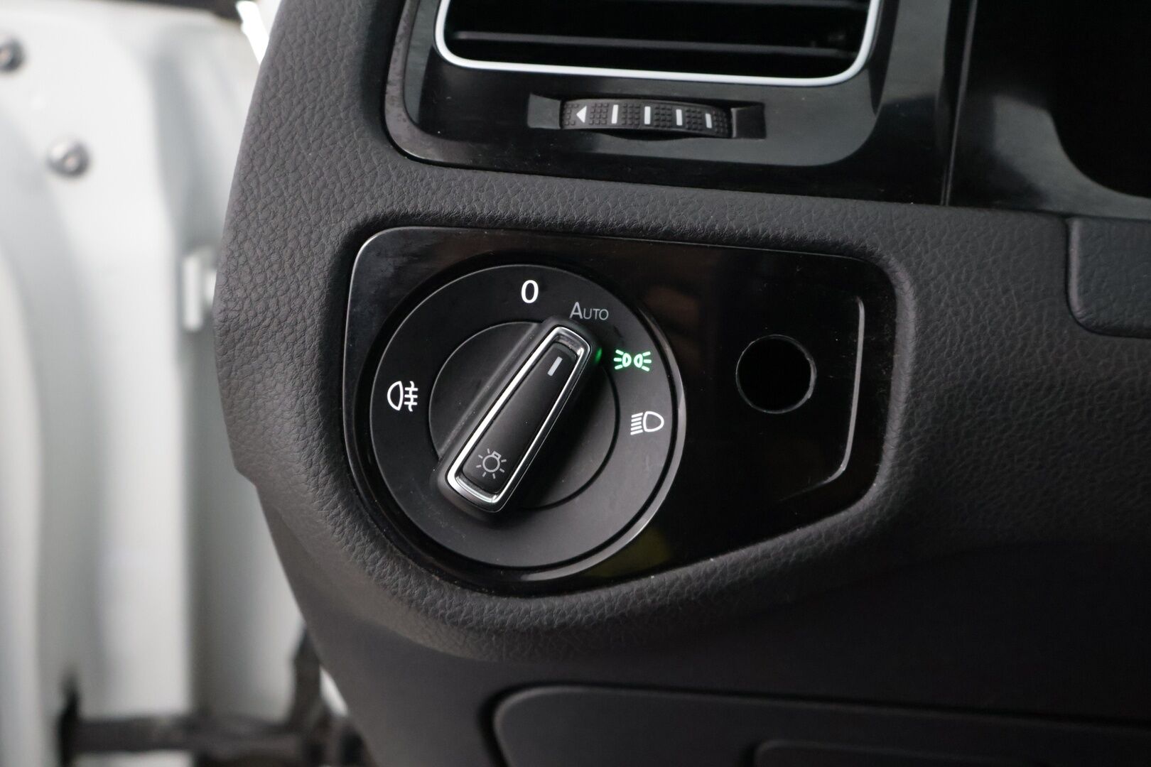 Volkswagen Golf 2017 GTE Plug-In Hybrid 150 kW (204 hv) ** Facelift / Webasto / Adapt. vakkari / Tutkat ** - * Facelift / Kahdet renkaat *