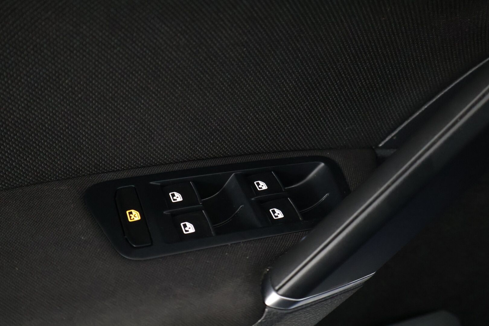 Volkswagen Golf 2017 GTE Plug-In Hybrid 150 kW (204 hv) ** Facelift / Webasto / Adapt. vakkari / Tutkat ** - * Facelift / Kahdet renkaat *