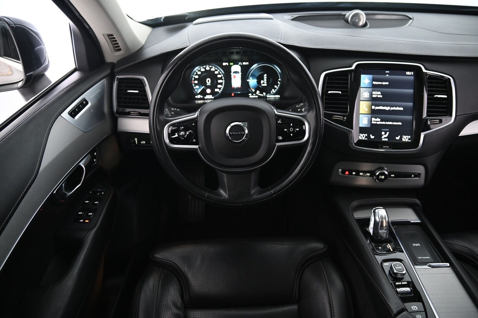 Volvo XC90 2017 T8 Twin Engine AWD Inscription aut **7P / B&W / HUD / Hierovat Ilmastoidut muisti nahat / VOC* - *SoH 82,1% / 2x renkaat&alumiinivanteet*