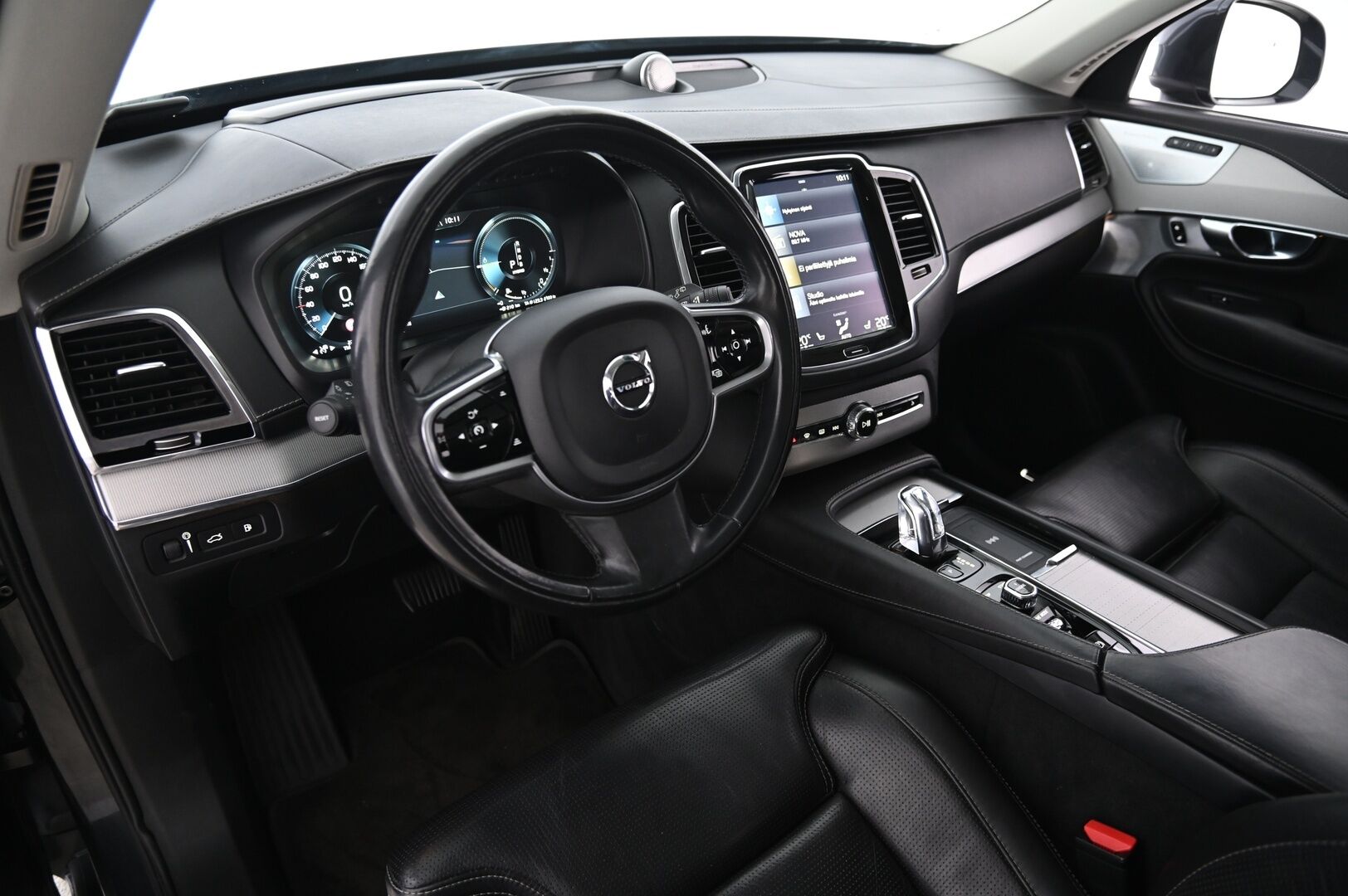 Volvo XC90 2017 T8 Twin Engine AWD Inscription aut **7P / B&W / HUD / Hierovat Ilmastoidut muisti nahat / VOC* - *SoH 82,1% / 2x renkaat&alumiinivanteet*