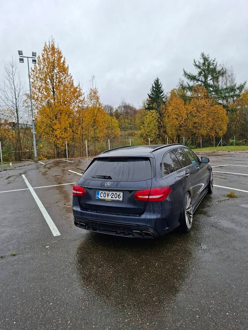 Mercedes-Benz C 2016 220 d 4MATIC C63 Look - | Webasto | Burmester | Lasikatto | Sporttipenkit | P.kamera | Navi |