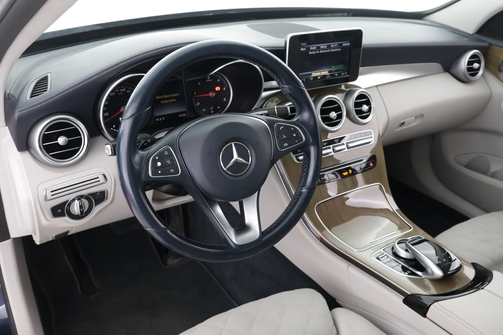 Mercedes-Benz C 2017 220 d 4MATIC C63 Look - | Webasto | Lasikatto | BLIS | Panorama | Sporttipenkit | P.kamera | Navi | - KORKO VAIN 3,99 %