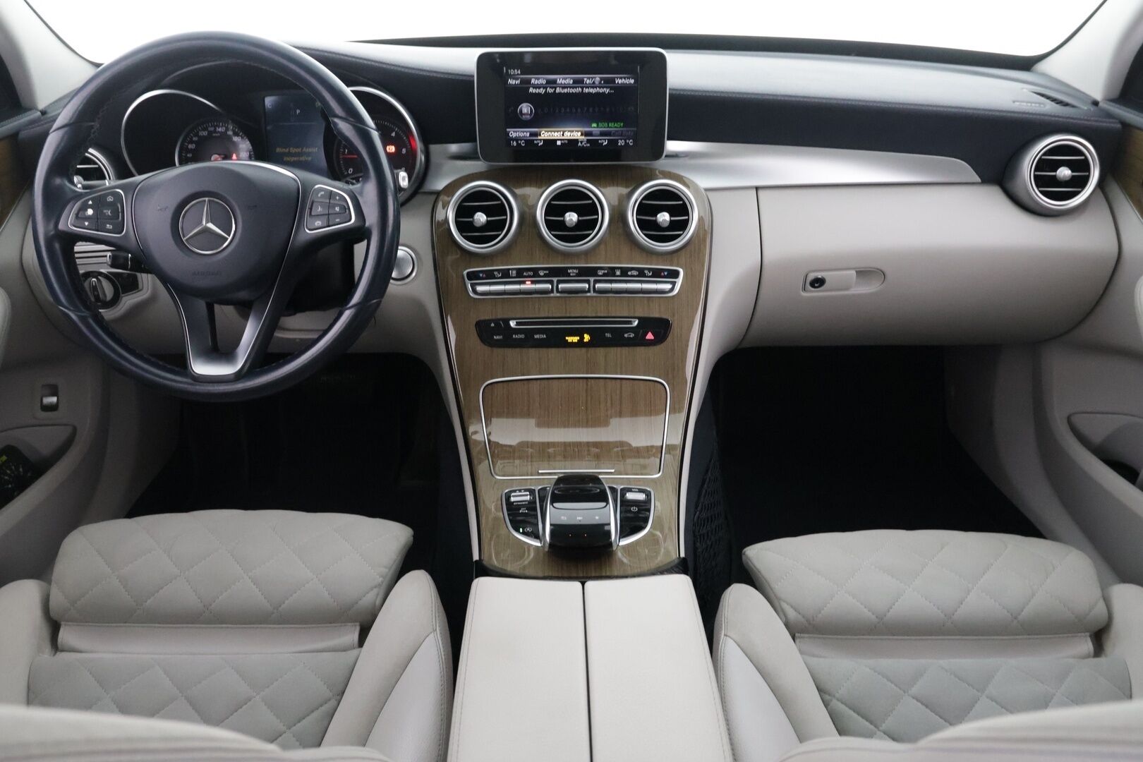 Mercedes-Benz C 2017 220 d 4MATIC C63 Look - | Webasto | Lasikatto | BLIS | Panorama | Sporttipenkit | P.kamera | Navi | - KORKO VAIN 3,99 %