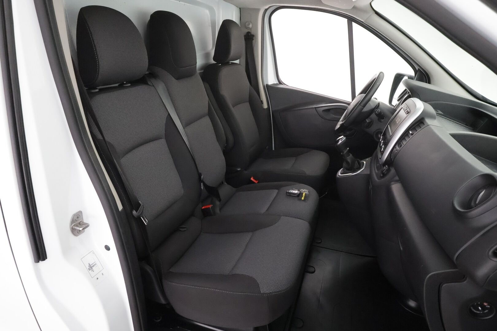 Renault Trafic 2020 dCi 120 L2H1 6,0m3 Navi Edition * ALV / Webasto / Vakkari / LED / P.Kamera / Navi / Koukku * - Suomi-auto / Kahdet renkaat 