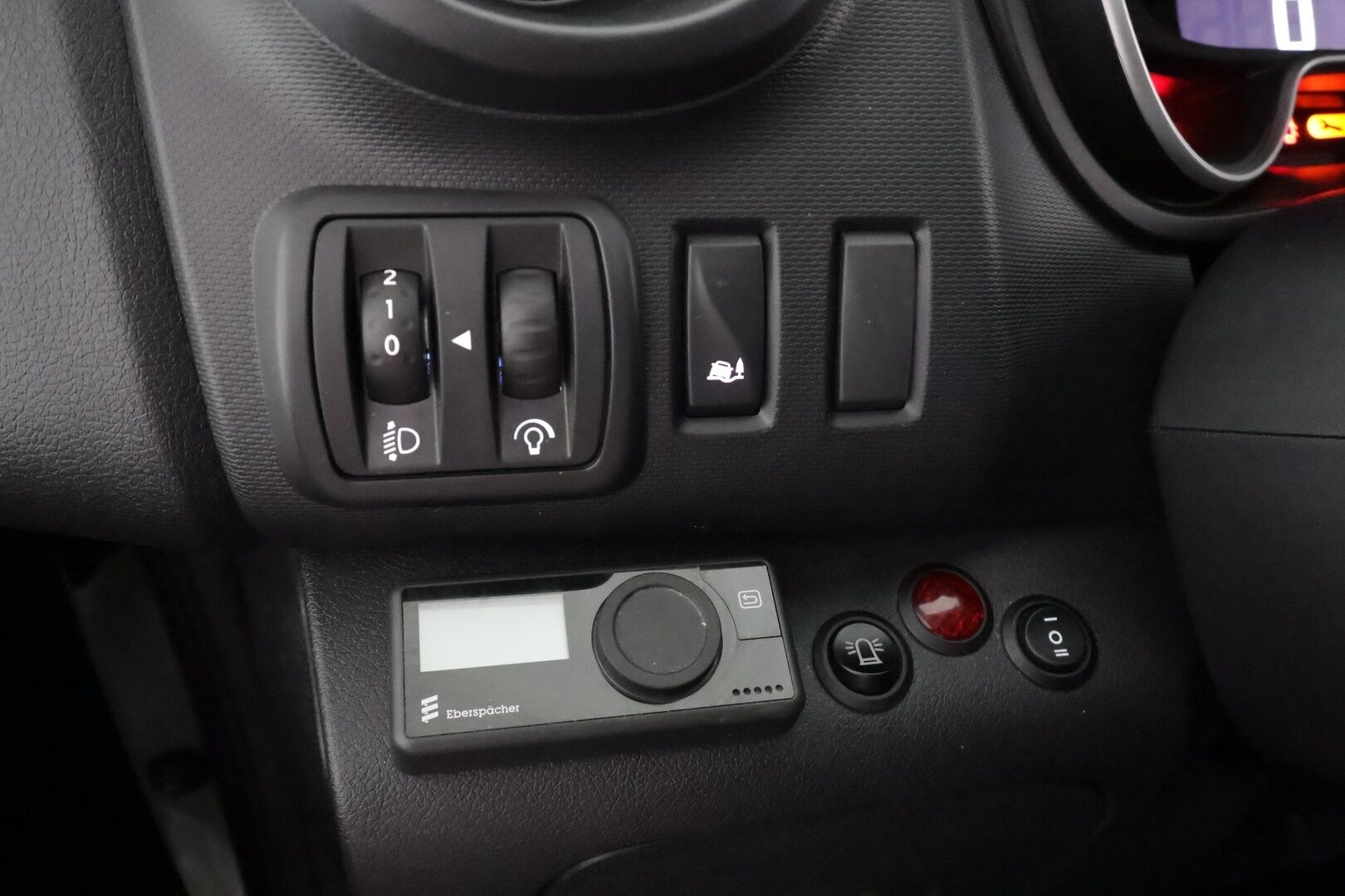 Renault Trafic 2020 dCi 120 L2H1 6,0m3 Navi Edition * ALV / Webasto / Vakkari / LED / P.Kamera / Navi / Koukku * - Suomi-auto / Kahdet renkaat 