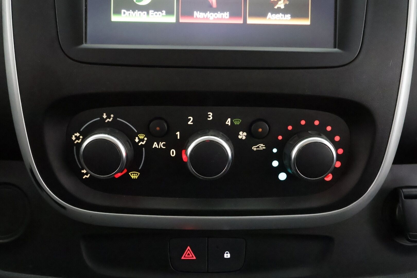 Renault Trafic 2020 dCi 120 L2H1 6,0m3 Navi Edition * ALV / Webasto / Vakkari / LED / P.Kamera / Navi / Koukku * - Suomi-auto / Kahdet renkaat 