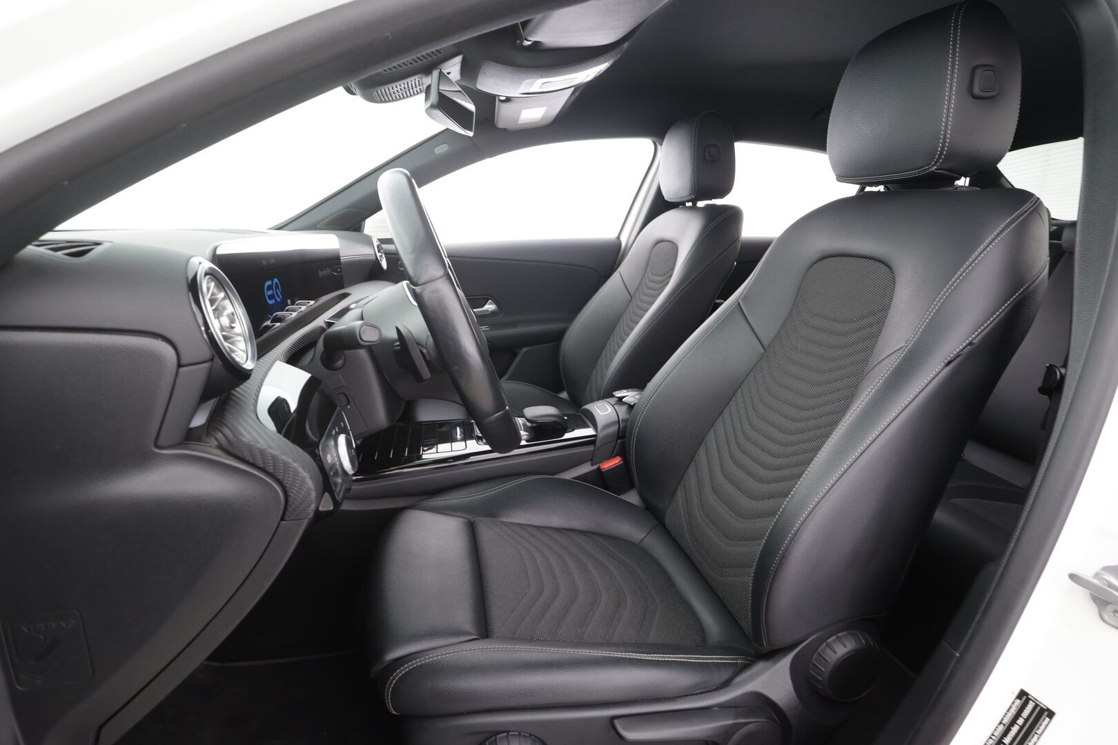 Mercedes-Benz A 2021 250 e A sedan Business Style Edition EQ Power - | Distronic+ | Lisälämmitin | Multibeam LED | Widescreen | P.Kamera | Sporttipenkit | Puolinahat | suomi-auto | Kahdet Renkaat |