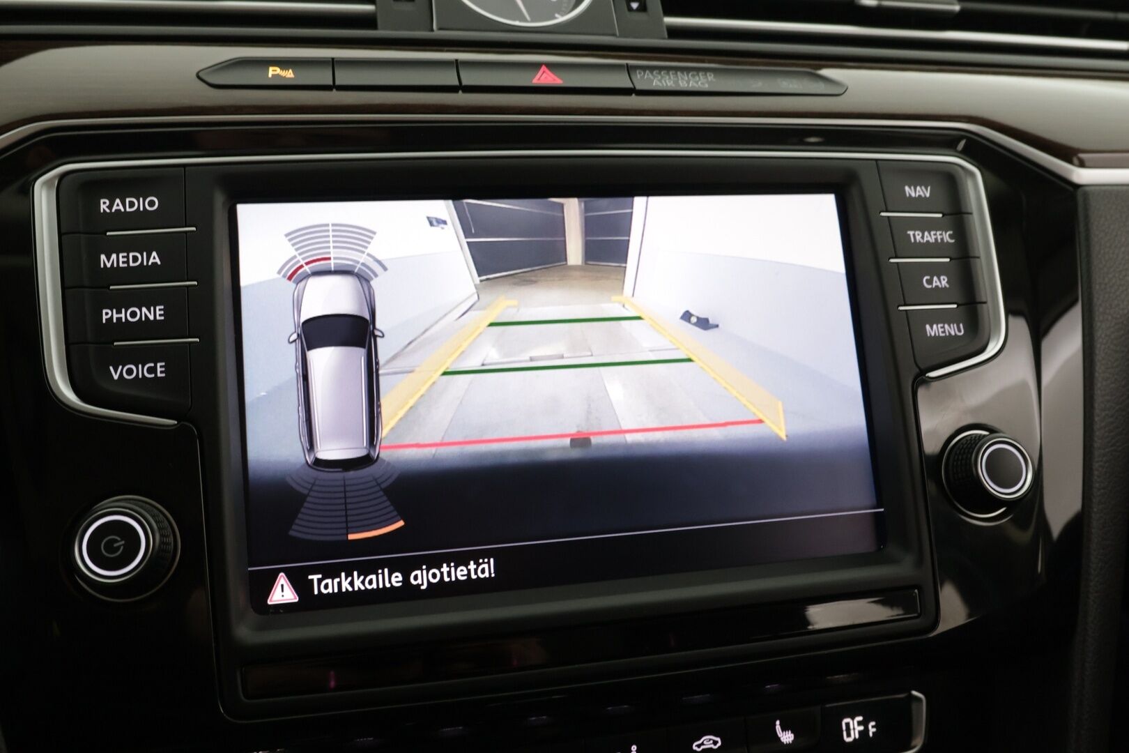 Volkswagen Passat 2016 Variant GTE Plug-In Hybrid 160 kW (218 hv) DSG-automaatti ** ACC / Digimittaristo / Koukku / Nahat / Dynaudio / Kamera / - Jakopää vaihdettu 01/23 / Kahdet asialliset renkaat vanteilla