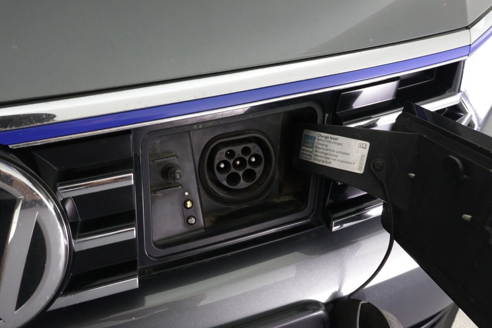 Volkswagen Passat 2016 Variant GTE Plug-In Hybrid 160 kW (218 hv) DSG-automaatti ** ACC / Digimittaristo / Koukku / Nahat / Dynaudio / Kamera / - Jakopää vaihdettu 01/23 / Kahdet asialliset renkaat vanteilla