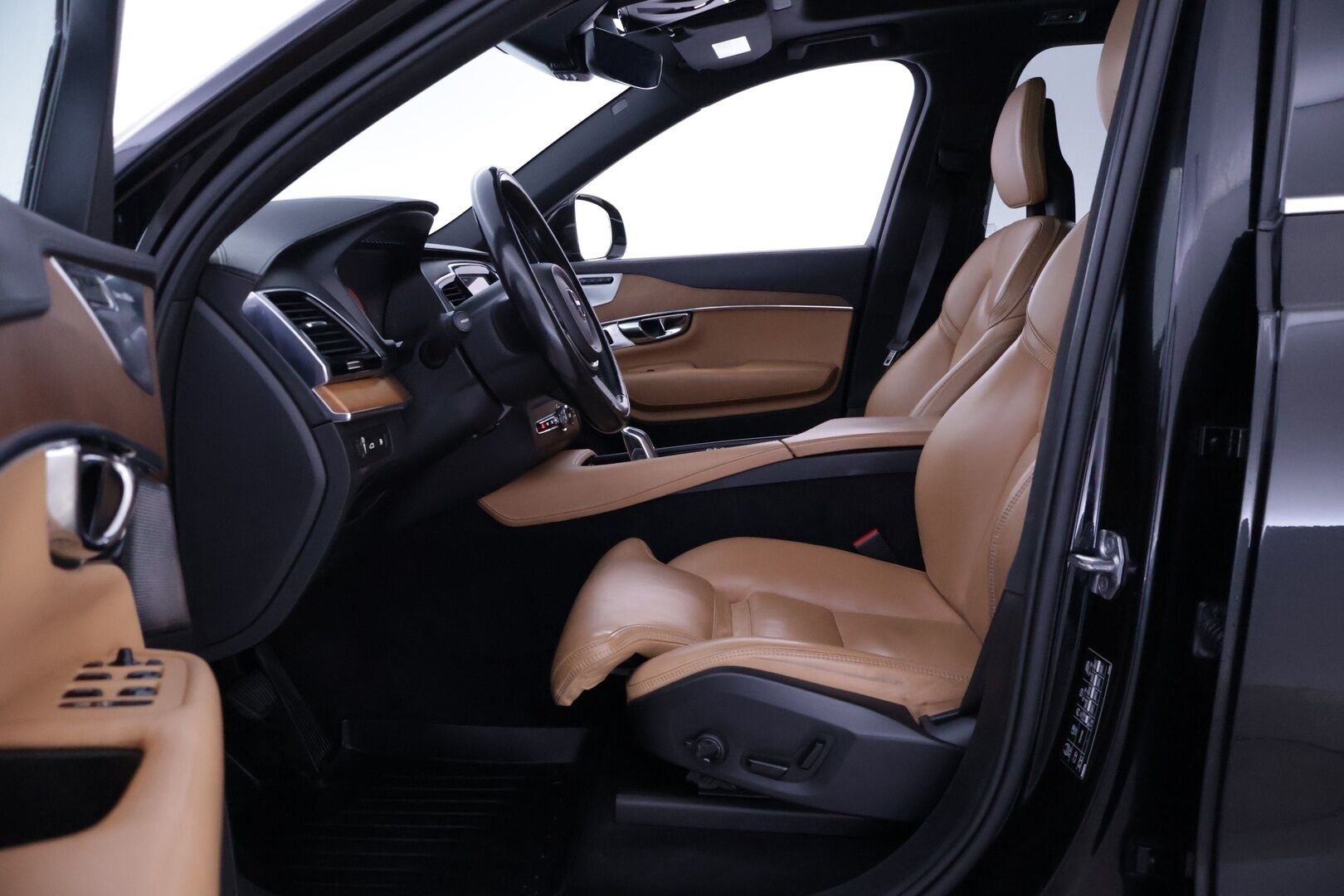 Volvo XC90 2016 T8 Twin Engine AWD Inscription aut *7-Paikkainen* - | ACC | Bowers&Wilkins | Panorama | P.kamera | S.koukku | Navi | Ruskeatnahat | Muistipenkit | Hyvin varusteltu! |
