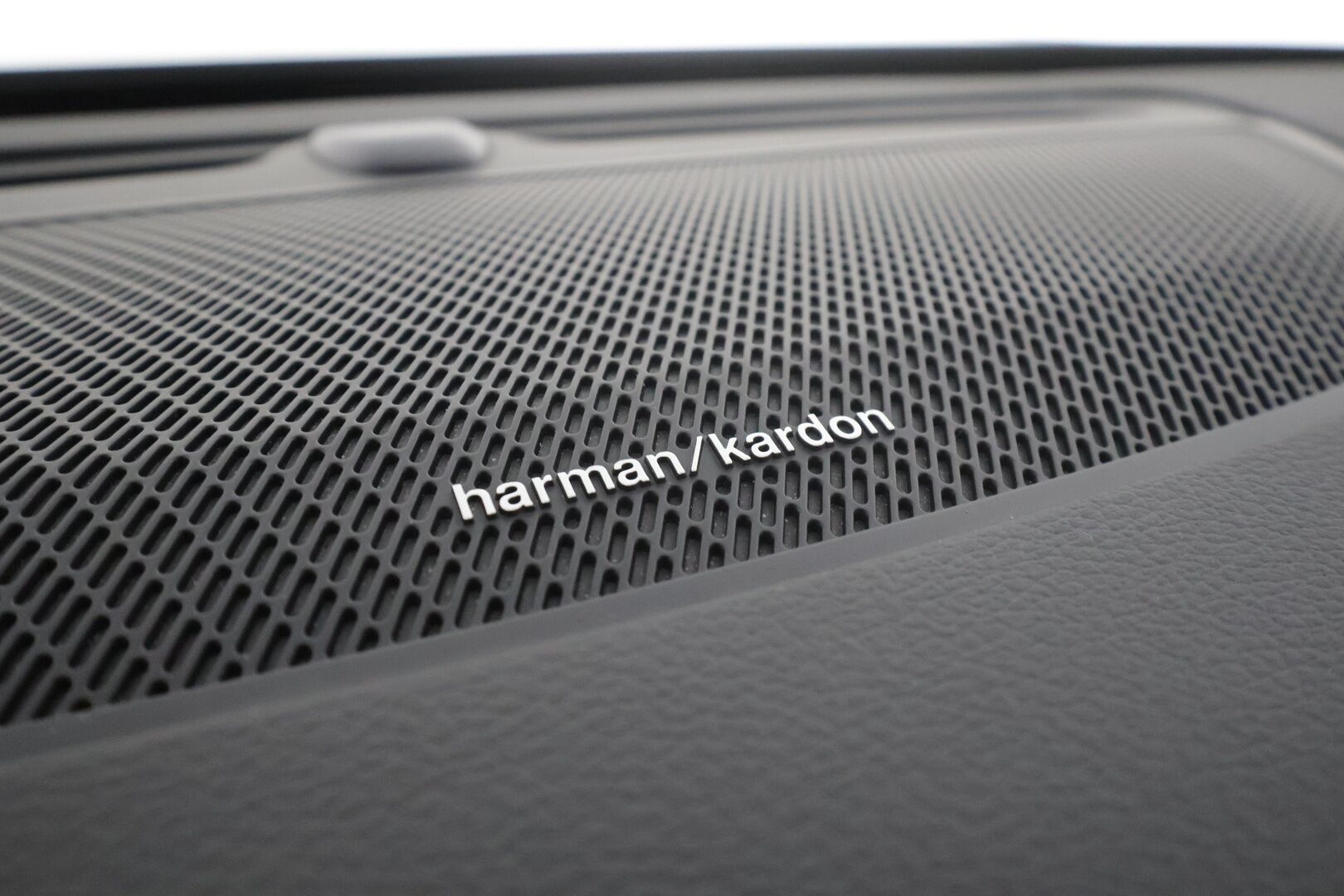 Volvo S90 2021 T8 TwE AWD Business Inscription aut * ACC / HUD / Full LED / Ilma-alusta / H&K / Muistipenkit / Webasto / P.kamera * - 1.Om Suomi-auto / Kahdet renkaat aluvanteilla / Huippuvarusteet - HULLUT AVAJAISHULINAT KORKOTARJOUS 3,29 %