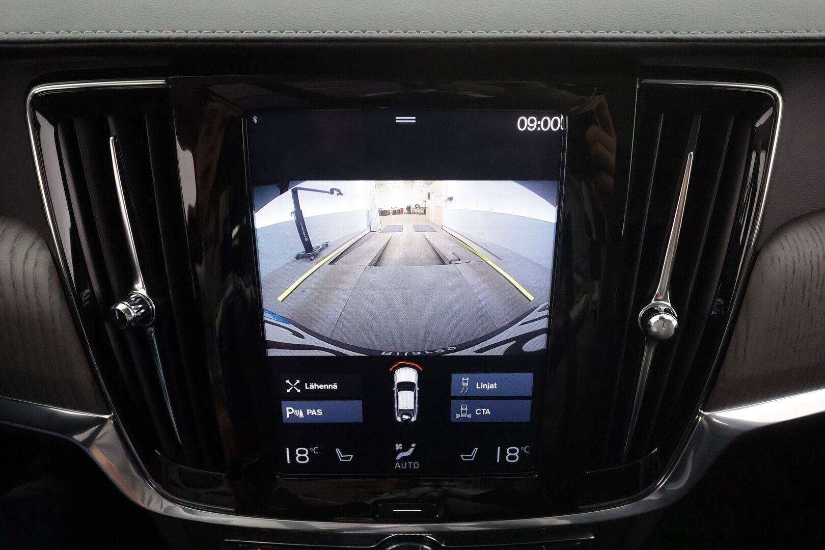 Volvo S90 2021 T8 TwE AWD Business Inscription aut - | ACC | HUD | Full LED | Ilma-alusta | H&K | Muistipenkit | Webasto | P.kamera | 1.Om Suomi-auto | Kahdet renkaat aluvanteilla | Huippuvarusteet |
