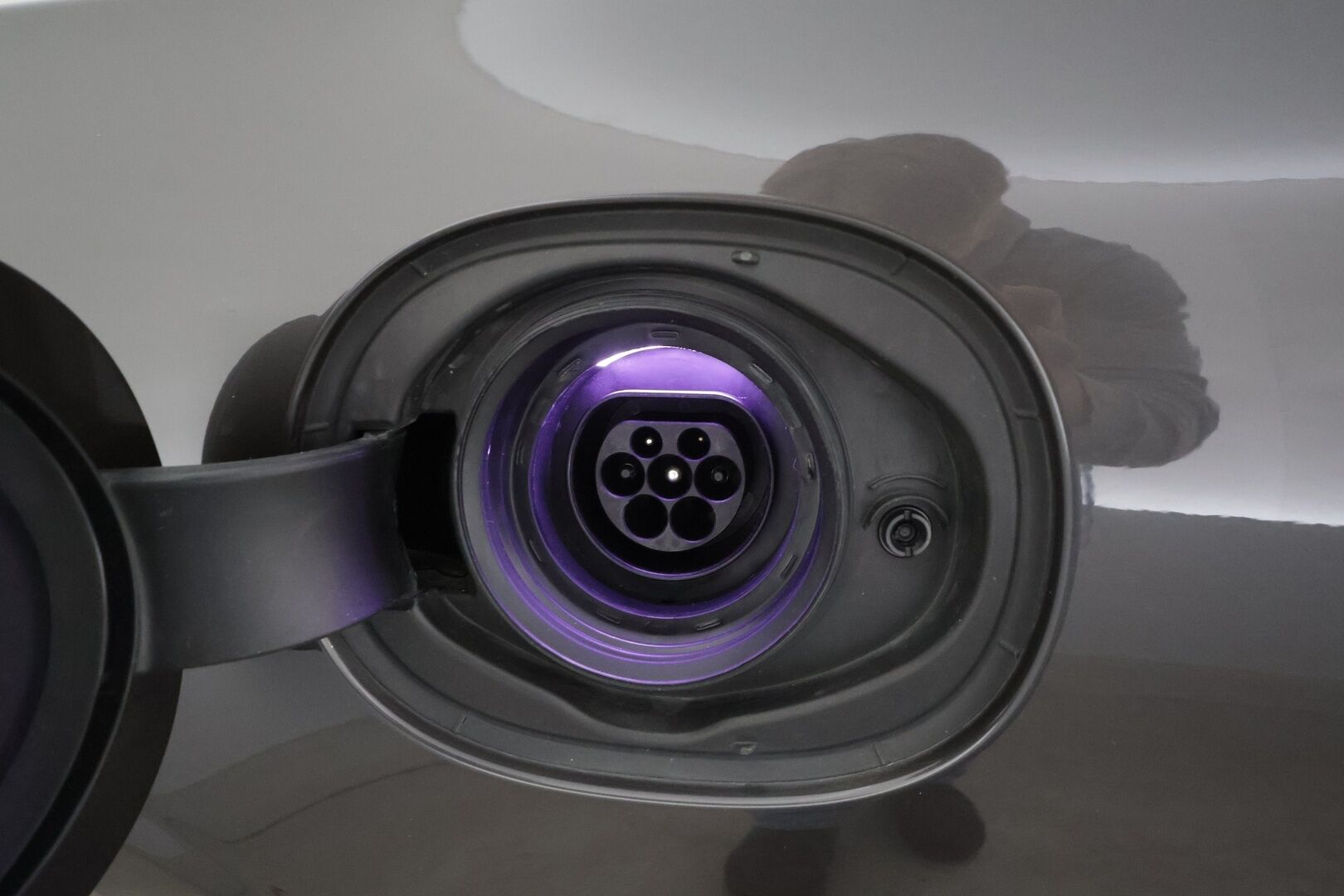 Volvo S90 2021 T8 TwE AWD Business Inscription aut * ACC / HUD / Full LED / Ilma-alusta / H&K / Muistipenkit / Webasto / P.kamera * - 1.Om Suomi-auto / Kahdet renkaat aluvanteilla / Huippuvarusteet - HULLUT AVAJAISHULINAT KORKOTARJOUS 3,29 %