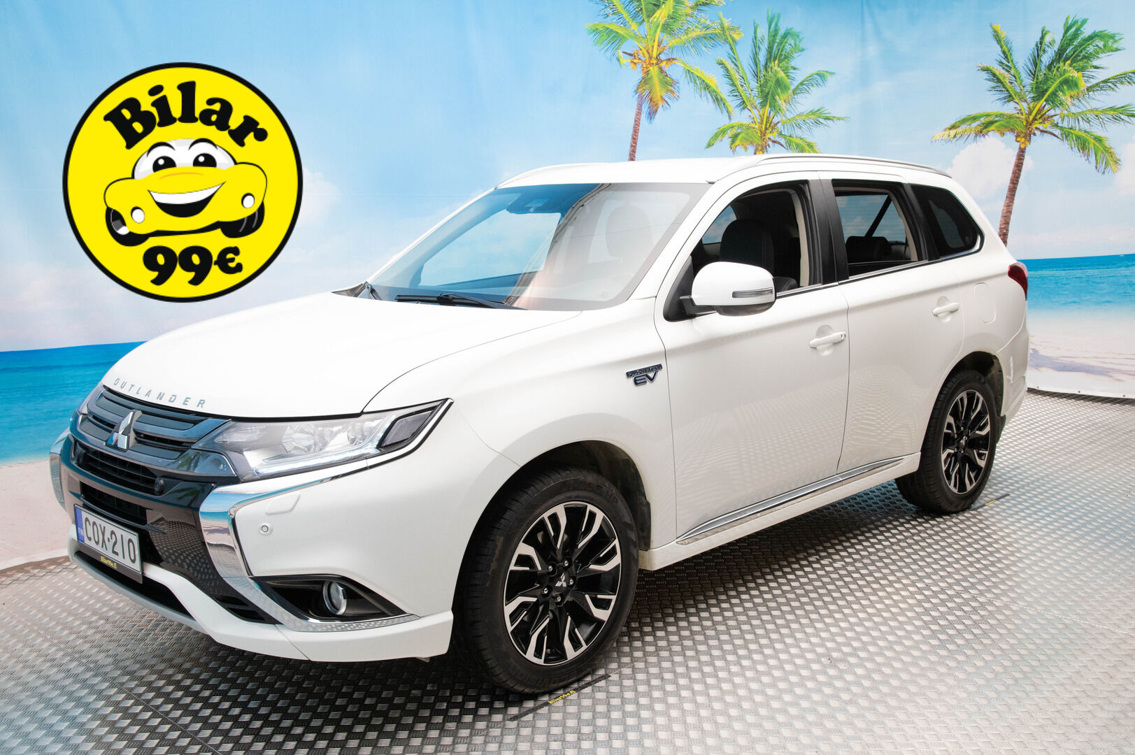 Mitsubishi OUTLANDER PHEV 2017 Intense Plus Business 4WD 5P - ACC | Koukku | Kamera | Nahka-Alcantara | Merkkihuollettu | Kahdet renkaat alumiinivantein | Viimeisin huolto 147tkm