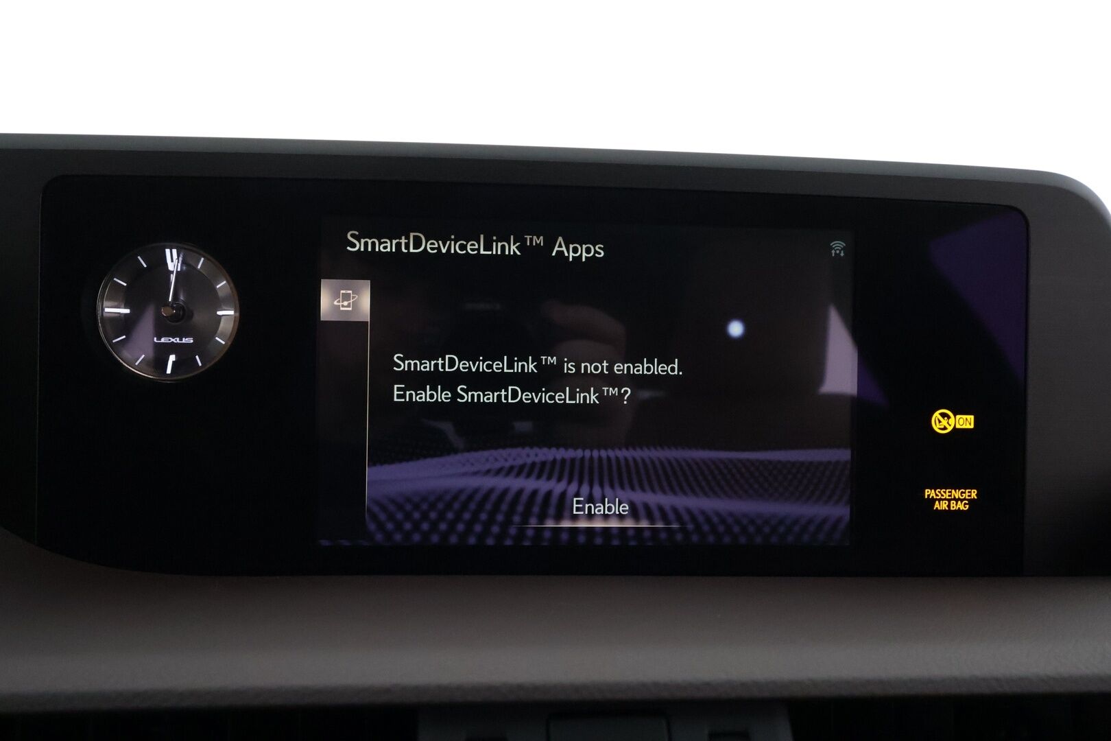 Lexus ES 2020 300h Comfort - | ACC | Sähköpenkit | LED | P.Kamera | Kaistavahti | Apple&Android | Lasikattoluukku | Lohkolämmitin | Suomi-auto | Kahdet renkaat | Merkkihuollot |