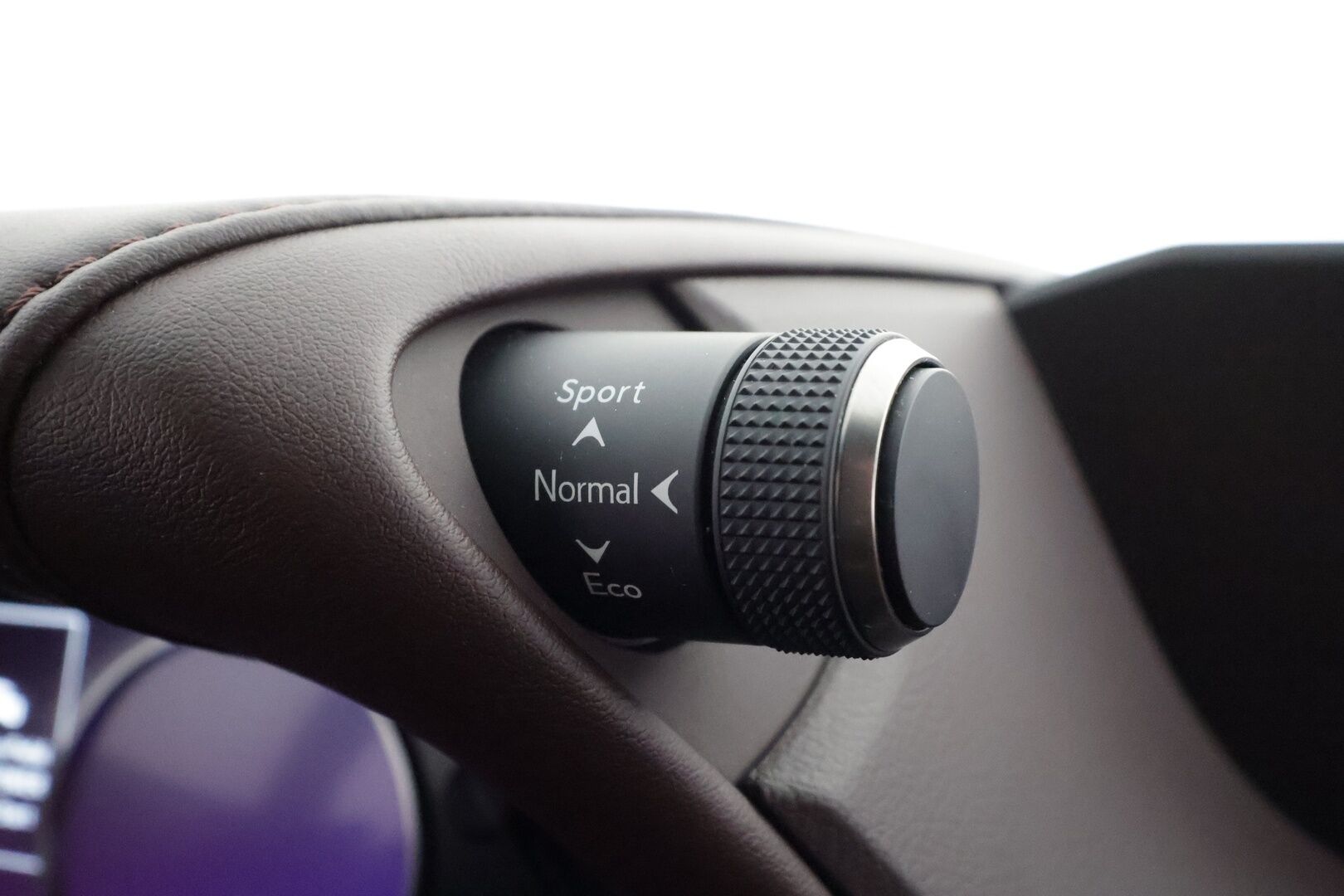 Lexus ES 2020 300h Comfort - | ACC | Sähköpenkit | LED | P.Kamera | Kaistavahti | Apple&Android | Lasikattoluukku | Lohkolämmitin | Suomi-auto | Kahdet renkaat | Merkkihuollot |