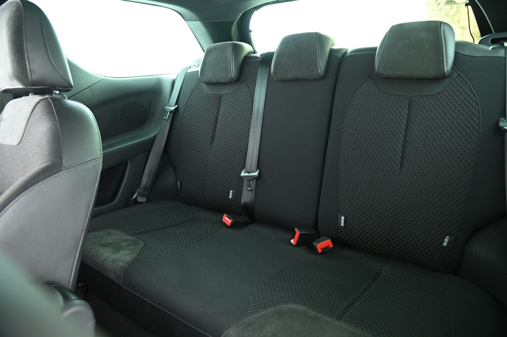 Citroen DS3 2014 1.6 e-HDi Airdream Manual *Vakkari / Hifi / Sporttipenkit / Lohko / Tutkat* - Todella tarkalla pidolla ollut! / Näppärä ja taloudellinen diiseli!