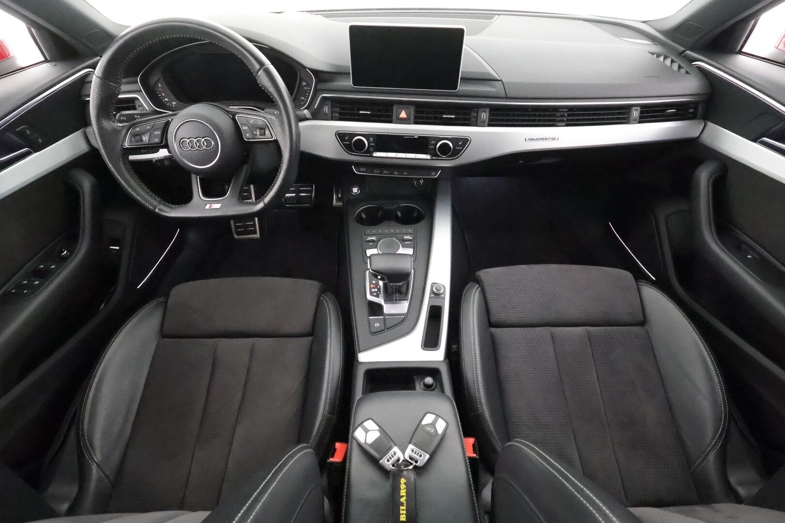 Audi A4 2016 Sedan First Edition Business 2,0 TFSI 185 kW quattro S tronic S Line * Webasto / Adapt.Vakkari / Bang&Olufsen / HUD / 360-Kamera - Kahdet Renkaat / Supervarusteet / Panoraama!
