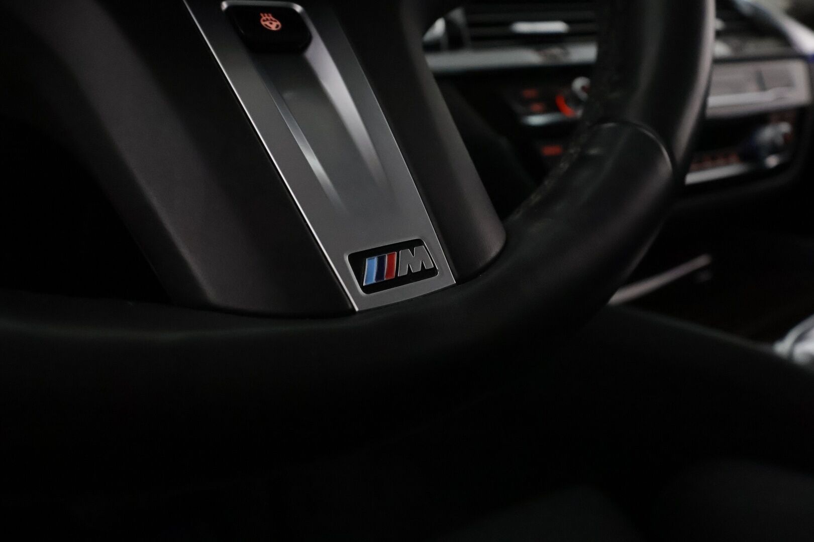 BMW 530 2020 G30 Sedan 530e A xDrive Business Comfort - Peruutuskamera / Puolinahkasisusta / LED / Apple&Android / Comfort Access / Digimittari / Hyvät varusteet!
