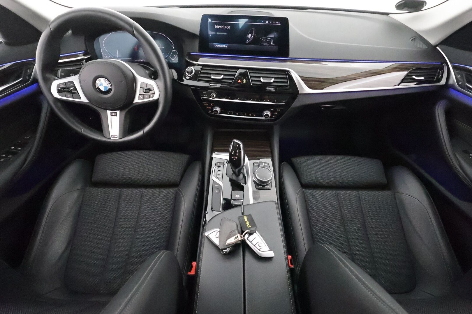 BMW 530 2020 G30 Sedan 530e A xDrive Business Comfort - Peruutuskamera / Puolinahkasisusta / LED / Apple&Android / Comfort Access / Digimittari / Hyvät varusteet!